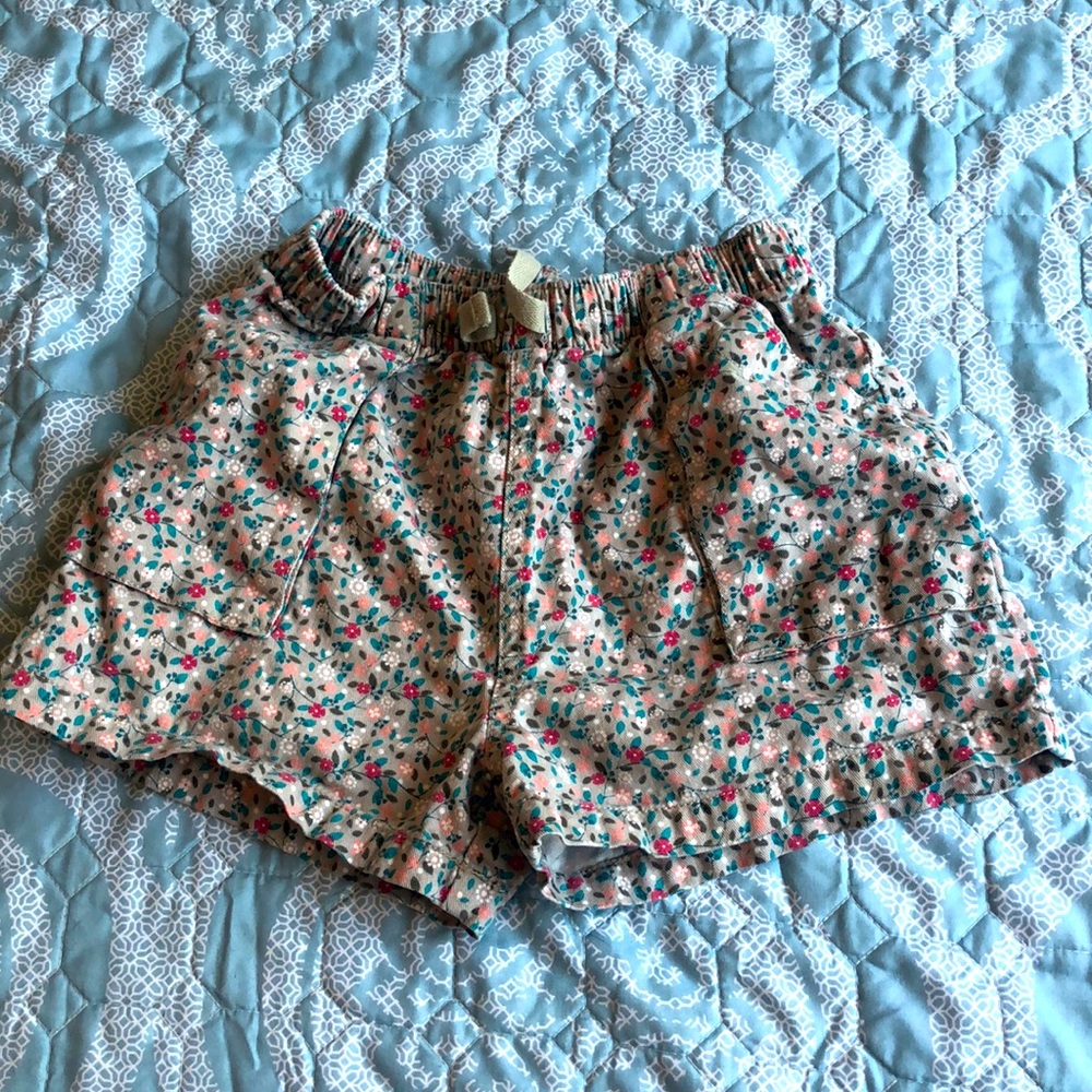 Girls tea size 7 barely used shorts